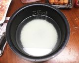 炊飯器で混ぜて炊くだけ！簡単梅がゆ作り方2写真