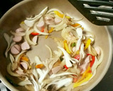 ソーセージ パプリカ 舞茸の中華あじ炒め作り方3写真