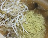 一度で３度楽しめる生ラーメン鍋❣️作り方7写真