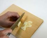 Wえんどうのにんにく炒め作り方2写真