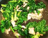 旨ウマ♪ちぢみほうれん草とベーコン炒め作り方4写真