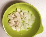離乳食☆魚肉ソーセージの卵とじ作り方1写真