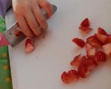 電子レンジで簡単★苺のレアチーズケーキ作り方1写真