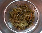 刻み昆布のにんにく生姜炒め作り方1写真