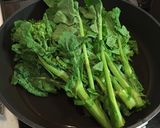 豚バラと菜の花と豆腐のピリ辛とろみ炒め作り方1写真