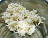 チーズ入り☆焼きうどん☆作り方1写真