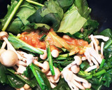 鶏がらで簡単！ほうれん草としめじの卵炒め作り方6写真