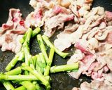 牛肉と春菊のペペロンチーノ風☆作り方4写真
