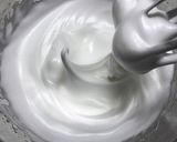 お好きなジュースでエンゼルフードケーキ作り方3写真