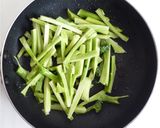 ブロッコリーの茎の味噌炒め作り方2写真
