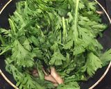 春菊と舞茸の炒め物☆超簡単作り方3写真