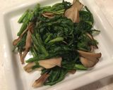 春菊と舞茸の炒め物☆超簡単作り方4写真