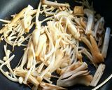 キノコのガーリックバターかた焼きそば作り方6写真