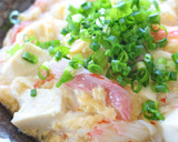 簡単♪ふんわり卵とカニカマで豆腐の煮込み作り方9写真