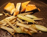 鮭と牛蒡のアクアパッツァラーメン作り方3写真
