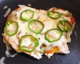 たたいて柔らか♡鶏むね肉でボリュームピザ作り方11写真