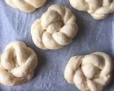 HB無しでも簡単！ハニーグレーズ花型パン作り方11写真