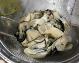 ぷりぷり牡蠣とネギの味噌バター炒め♪作り方1写真