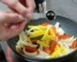ソーセージの彩り炒め作り方8写真