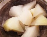 肉大根＊ほっこりこっくり甘辛そぼろの煮物作り方1写真