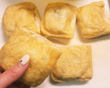 餃子のたねで油揚げの茹で巾着♡簡単作り方4写真