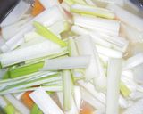 寒い冬に！韓国料理鶏タッコムタンクッパ作り方11写真