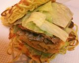 ☆焼きそばでさっとラーメンバーガー☆作り方6写真