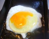 お弁当に目玉焼きマヨサンド☆作り方1写真