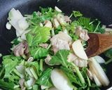 豚バラ肉とカブの麺つゆ炒め☆作り方8写真