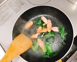 ほうれん草とソーセージのオープンオムレツ作り方2写真
