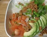 ピリ辛で美味！アボカドサラダ丼作り方11写真