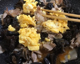 麺つゆで簡単！豚ばら肉&きくらげの卵炒め作り方6写真