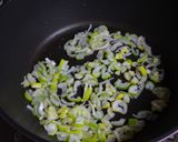 こんにゃくとエリンギの旨辛味噌炒め作り方4写真