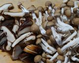 簡単！鶏ささみとレタス きのこの和風煮♡作り方1写真
