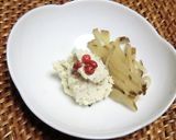 豆皿に、ブルサンと秋田のいぶりガッコ作り方2写真