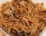 お弁当に◯！豚こま肉としらたきの甘辛煮作り方4写真