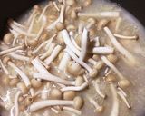 トムカーガイ風 豚骨ラーメン作り方1写真