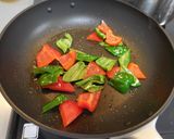 鶏胸肉とパプリカのごま味噌マヨ炒め✿作り方4写真