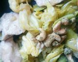 *鶏肉と春キャベツの旨煮*作り方6写真