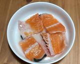 電鍋で簡単！サーモンの炊き込みご飯作り方1写真