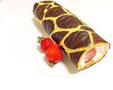 HMで簡単☆キリン柄☆デコロールケーキ作り方18写真
