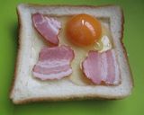 おひとりさまのこぼれない目玉焼きトースト作り方2写真