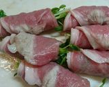 豚肩ロース薄切り　豆苗巻きフライ豆苗好き作り方6写真
