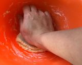 計量カップと小麦粉でつくるフライパンピザ作り方5写真