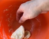 計量カップと小麦粉でつくるフライパンピザ作り方7写真