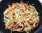 お弁当に☆カラフルもやし炒め作り方3写真