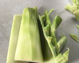 ブロッコリーの茎もやしキンピラ作り方1写真