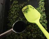 白飯・おにぎりに大根葉の油炒め作り方5写真