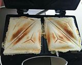 余ったキーマカレーでホットサンド作り方7写真