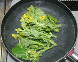 絶品料理☆乾燥たらと乾燥わかめ菜の花蒸し作り方14写真
